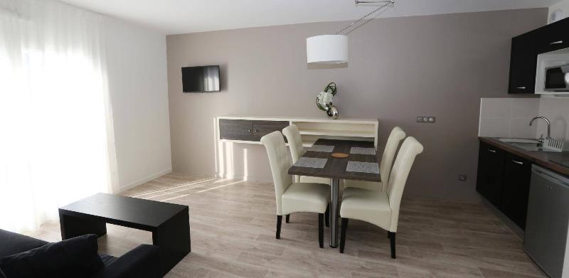 Les Criquets Hotel & Spa Blanquefort  Luaran gambar
