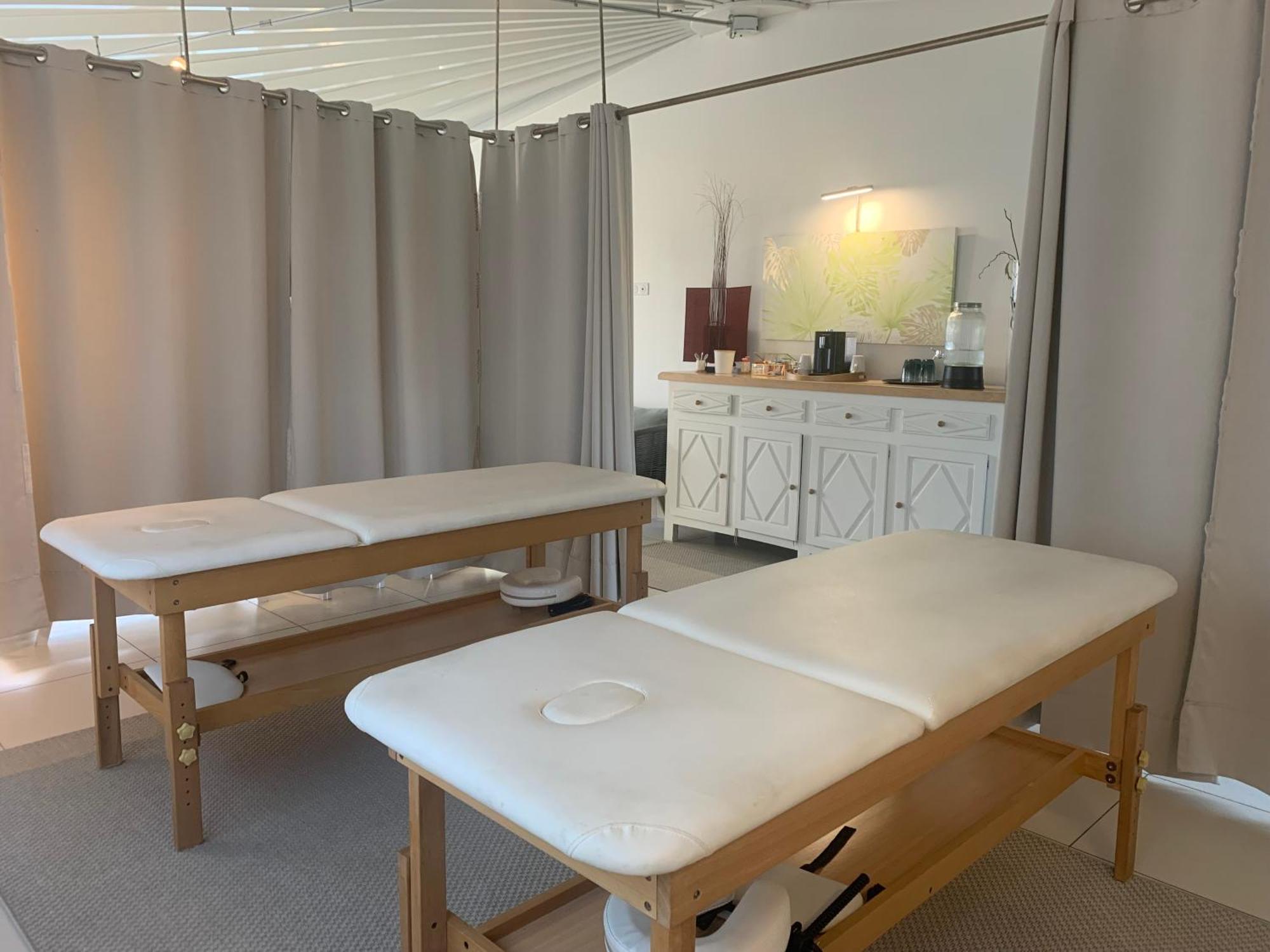 Les Criquets Hotel & Spa Blanquefort  Luaran gambar