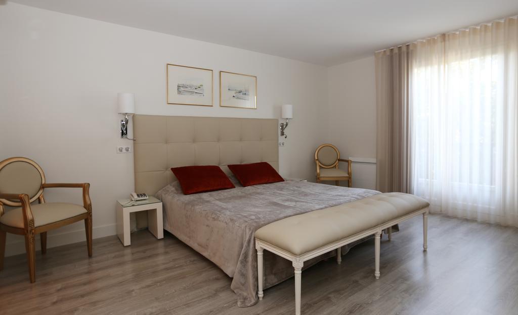 Les Criquets Hotel & Spa Blanquefort  Luaran gambar