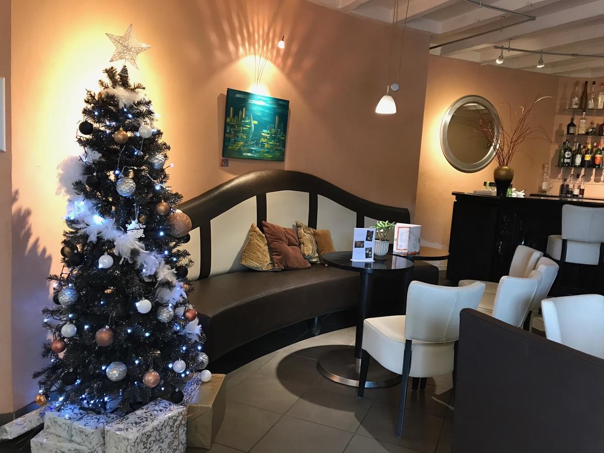 Les Criquets Hotel & Spa Blanquefort  Luaran gambar